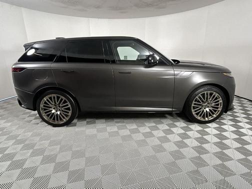 2025 Land Rover Range Rover Sport P635 SV Edition Two