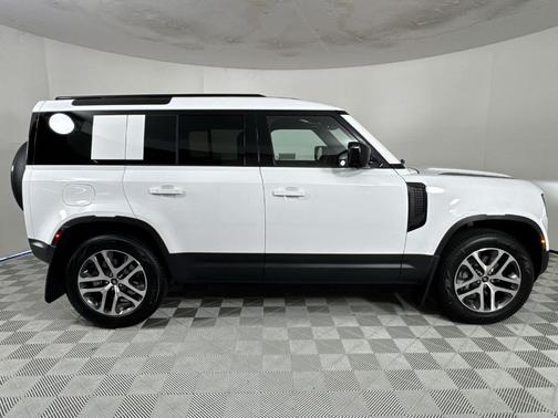 2025 Land Rover Defender P400 S