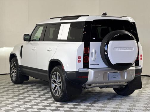 2025 Land Rover Defender P400 S