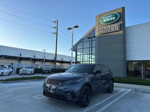 2026 Land Rover Range Rover Velar Dynamic SE