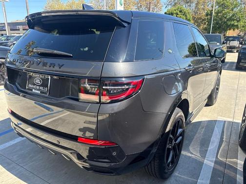 Carpathian Grey 2025 Land Rover Discovery Sport Dynamic SE
