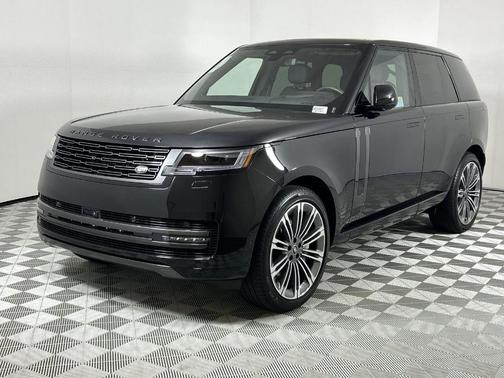 2025 Land Rover Range Rover P530 SE