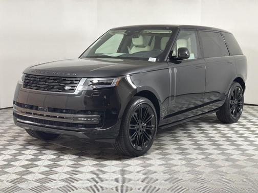 2026 Land Rover Range Rover SE