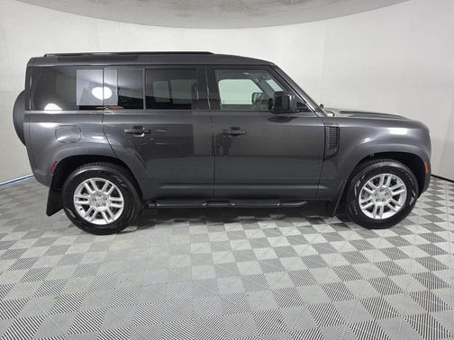 2025 Land Rover Defender P400 S