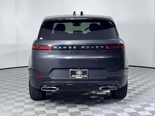 2025 Land Rover Range Rover Sport P360 SE