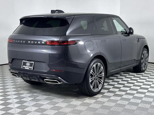 2025 Land Rover Range Rover Sport P360 SE