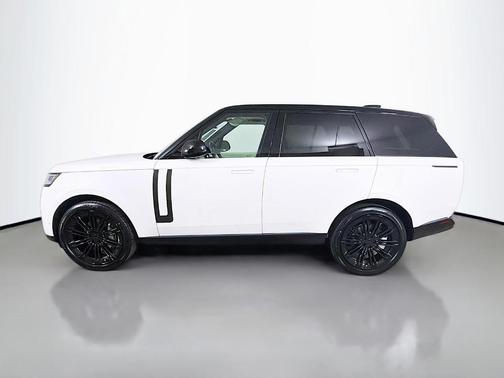 Ostuni Pearl White 2026 Land Rover Range Rover P400 SE