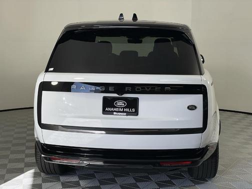 2023 Land Rover Range Rover P440e SE