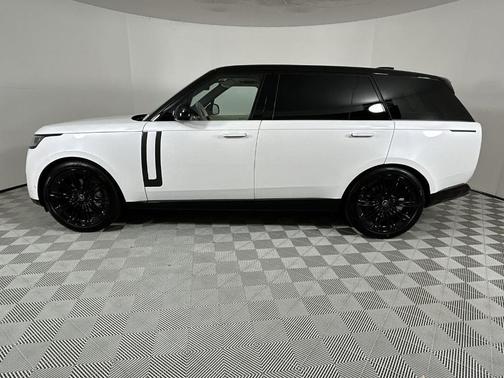 2025 Land Rover Range Rover P530 SE 7 Seat