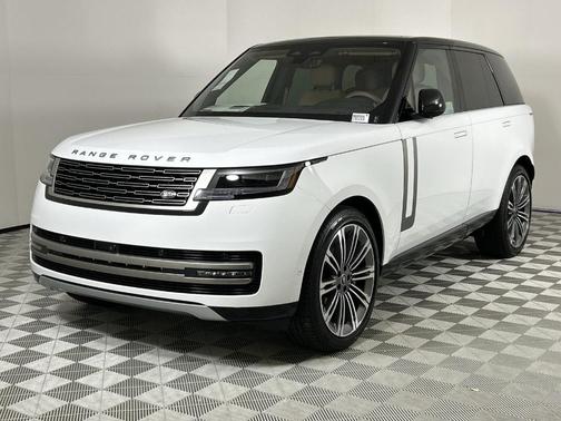 2025 Land Rover Range Rover P530 SE
