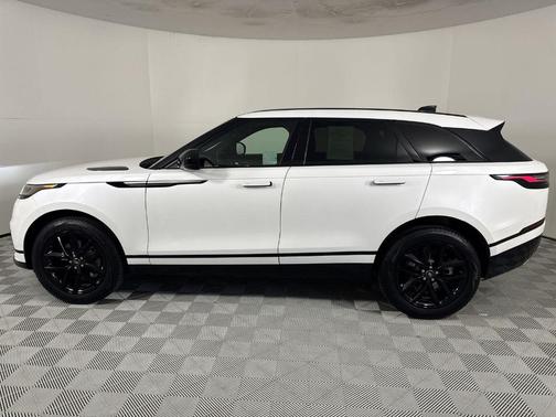 2025 Land Rover Range Rover Velar P250 Dynamic SE