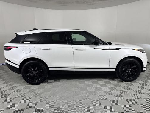 2025 Land Rover Range Rover Velar P250 Dynamic SE