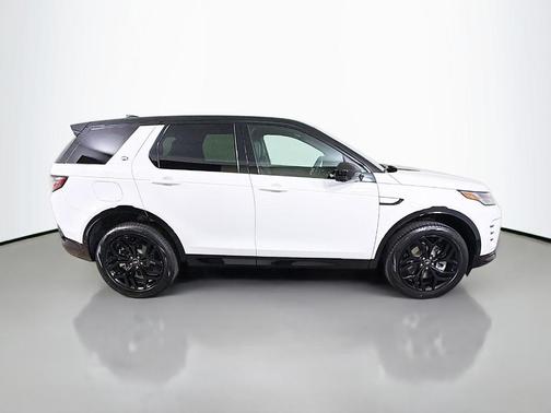 Fuji White 2026 Land Rover Discovery Sport LANDMARK