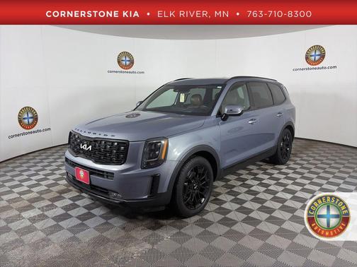 Everlasting Silver 2022 Kia Telluride SX