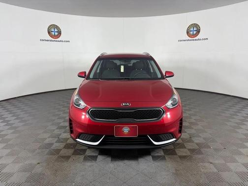 Runway Red 2019 Kia Niro LX