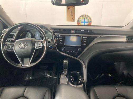 2019 Toyota Camry XLE