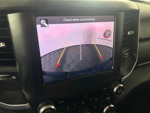 Diamond Black Crystal Pearlcoat 2019 RAM 1500 Big Horn