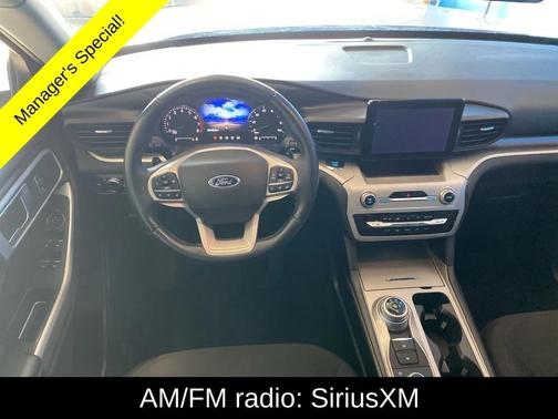 White 2021 Ford Explorer XLT