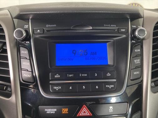 2017 Hyundai Elantra GT Base