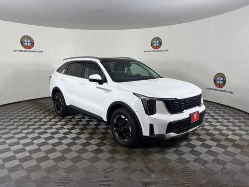 Glacial White Pearl 2024 Kia Sorento S