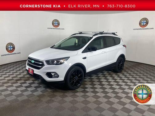 Oxford White 2019 Ford Escape SE
