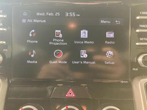 Everlasting Silver 2023 Kia Sorento LX