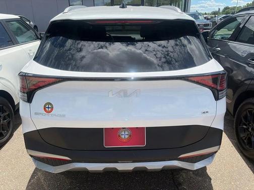 Glacial White Pearl 2023 Kia Sportage EX