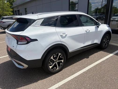 Glacial White Pearl 2023 Kia Sportage EX