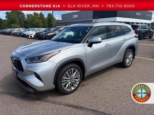 Celestial Silver Metallic 2023 Toyota Highlander Platinum