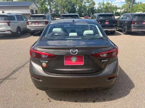Sonic Silver Metallic 2017 Mazda Mazda3 Grand Touring
