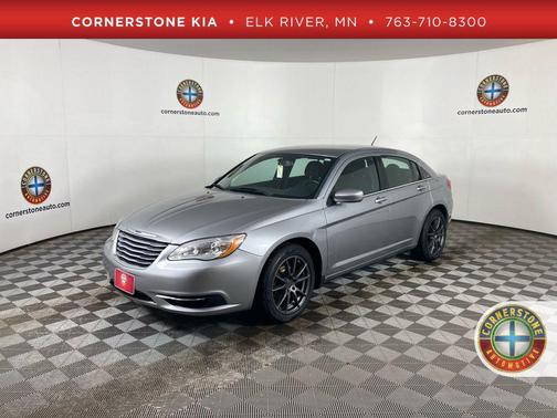 2013 Chrysler 200 Touring