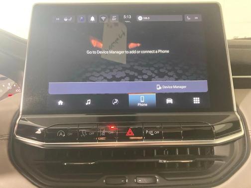 Silver Zynith Metallic Clearcoat 2025 Jeep Compass Limited