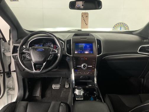 2020 Ford Edge ST
