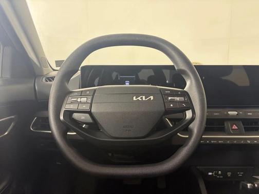 Aurora Black Pearl 2025 Kia K4 LXS