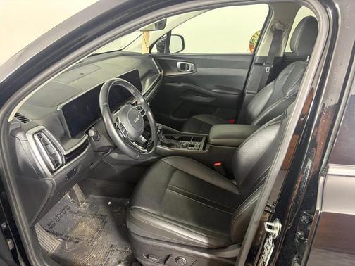 Ebony Black 2024 Kia Sorento S