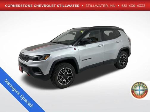 Silver Zynith Metallic Clearcoat 2025 Jeep Compass Trailhawk
