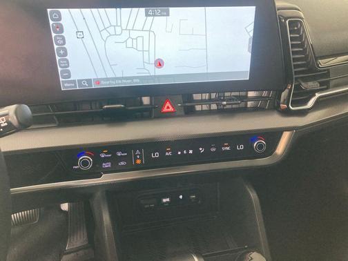 Glacial White Pearl 2023 Kia Sportage SX-Prestige