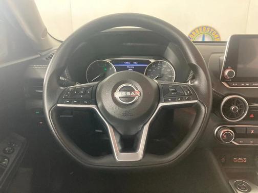 Super Black 2025 Nissan Sentra SV
