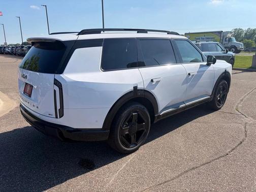 Glacial White Pearl 2027 Kia Telluride X-Line SX