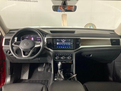 2023 Volkswagen Atlas 3.6L SE w/Technology