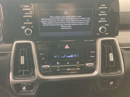 2021 Kia Sorento S