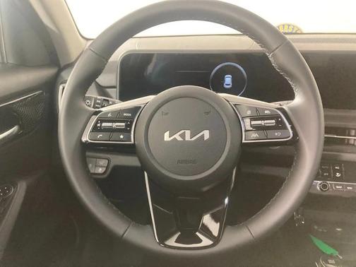 Fusion Black 2026 Kia Seltos EX