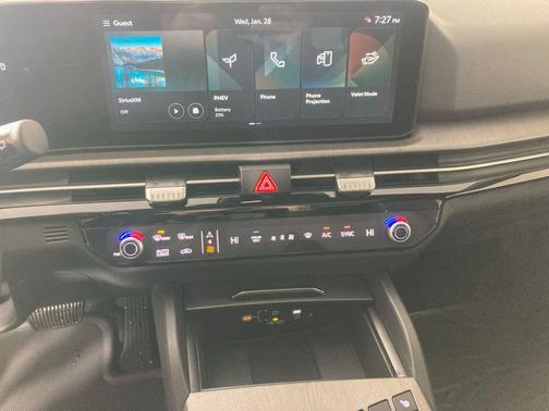 2026 Kia Sportage Plug-In Hybrid X-Line