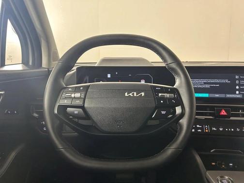 Snow White Pearl 2026 Kia Sportage Hybrid SX-Prestige