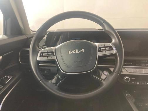 Ebony Black 2025 Kia Telluride S