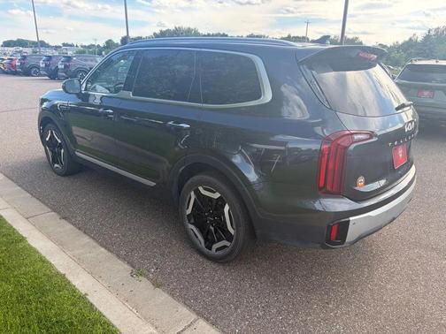 Gravity Gray 2024 Kia Telluride S