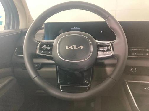 Carnival 2026 Kia Carnival EX