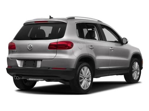 Reflex Silver Metallic 2017 Volkswagen Tiguan 2.0T S 4MOTION
