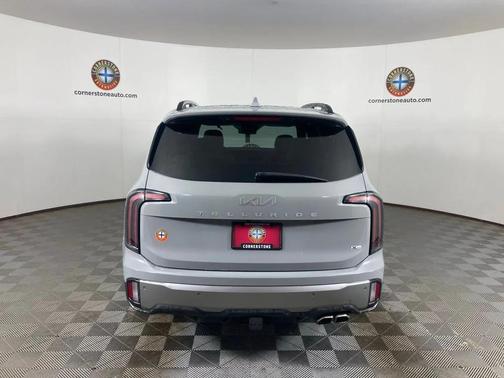 Wolf Gray 2023 Kia Telluride SX Prestige X-Pro