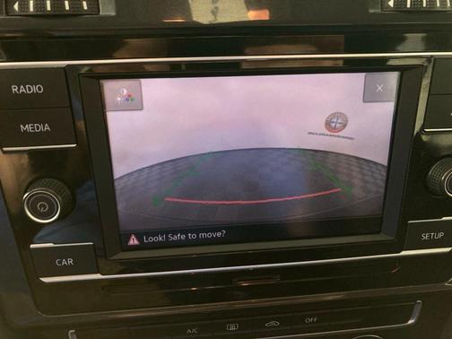 2018 Volkswagen Golf TSI S